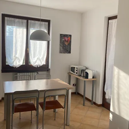 Vanti Al Garda Apartment *